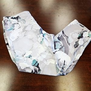 Apana Floral Print Legging/Activewear Sz L